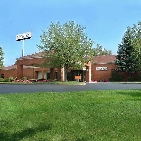 Sonesta Select Boston Stoughton Hotel Exterior photo
